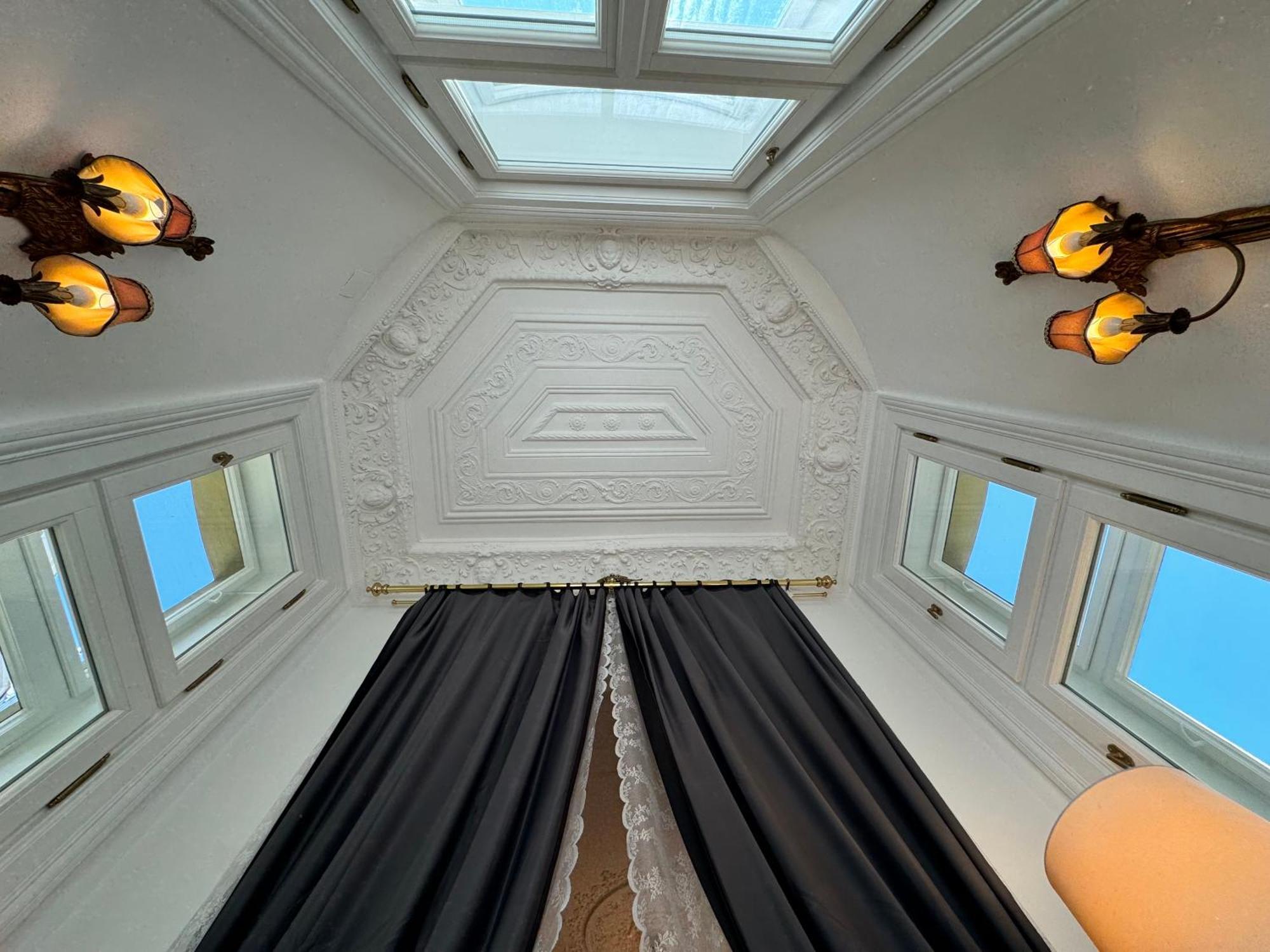 7th HEAVEN Vienna Center Apartments Buitenkant foto