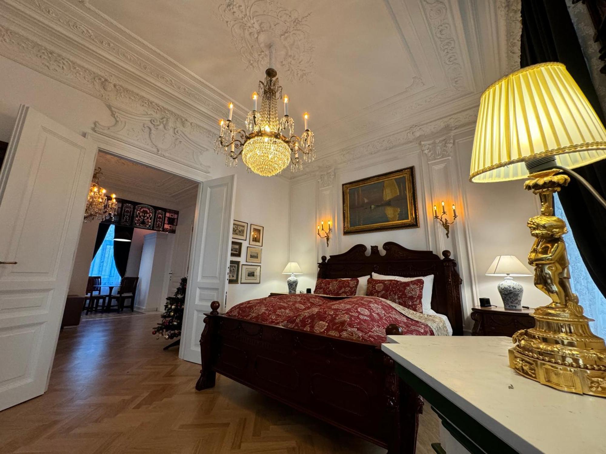 7th HEAVEN Vienna Center Apartments Buitenkant foto